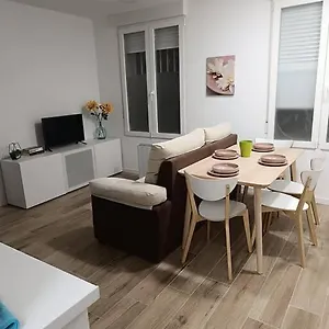 Apartamento Encantador Apartamento Completo Con Dos, Madrid