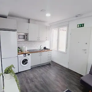 Apartamento Lofts 4towers - La Paz, Madrid